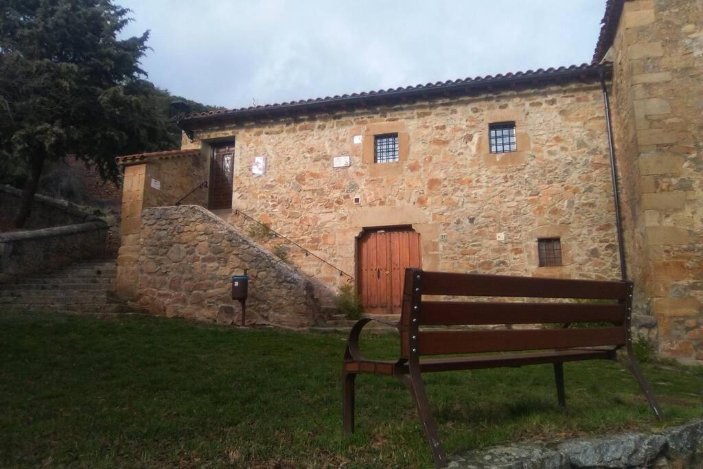 Casa Rural El Silvestrito Valdegena ภายนอก รูปภาพ