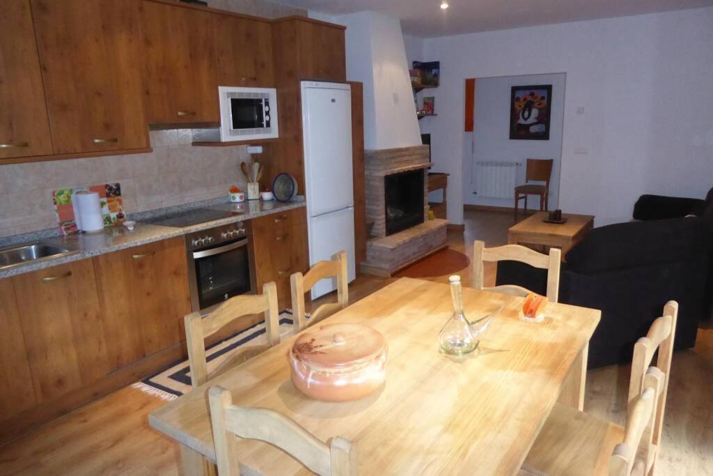Casa Rural El Silvestrito Valdegena ภายนอก รูปภาพ